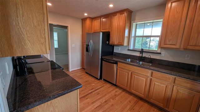 530 S Shady Lane, La Porte, TX 77571