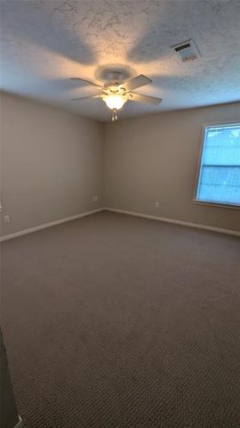 530 S Shady Lane, La Porte, TX 77571