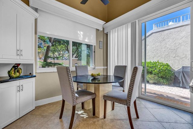 341 Pelican Way, Delray Beach, FL 33483