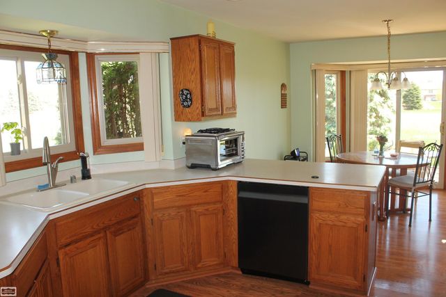 51392 Nicolette Road, Chesterfield Twp, MI 48047