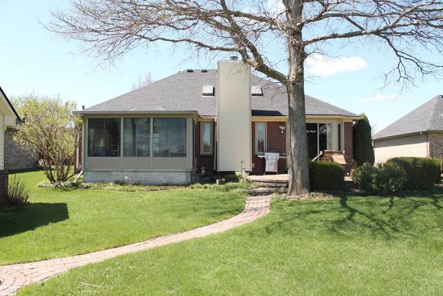 51392 Nicolette Road, Chesterfield Twp, MI 48047