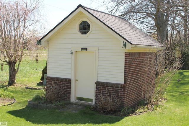 51392 Nicolette Road, Chesterfield Twp, MI 48047