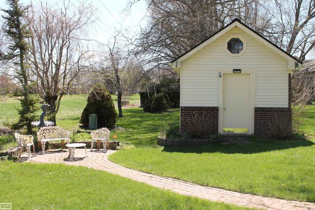 51392 Nicolette Road, Chesterfield Twp, MI 48047