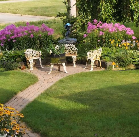 51392 Nicolette Road, Chesterfield Twp, MI 48047