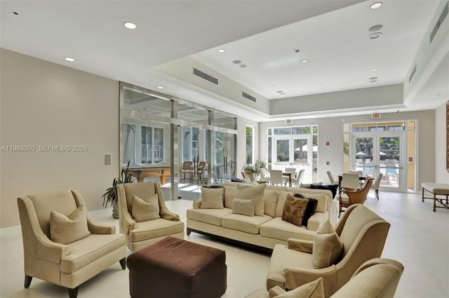 99 SE Mizner Blvd 824, Boca Raton, FL 33432