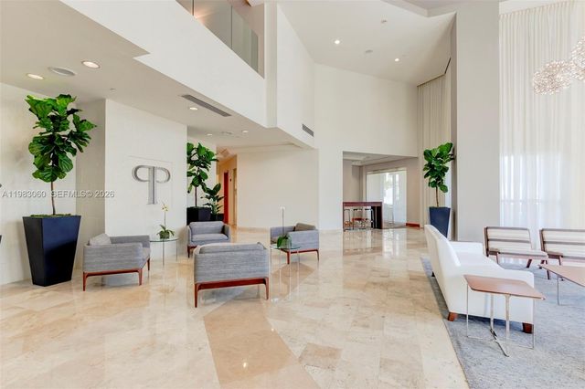 99 SE Mizner Blvd 824, Boca Raton, FL 33432