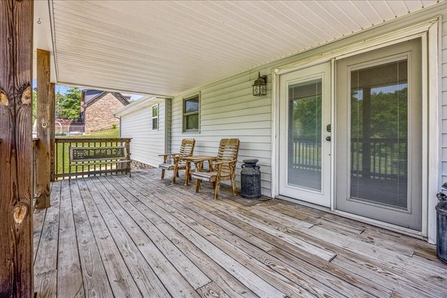 1323 York Rd, Clarksville, TN 37042