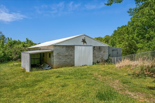 1323 York Rd, Clarksville, TN 37042