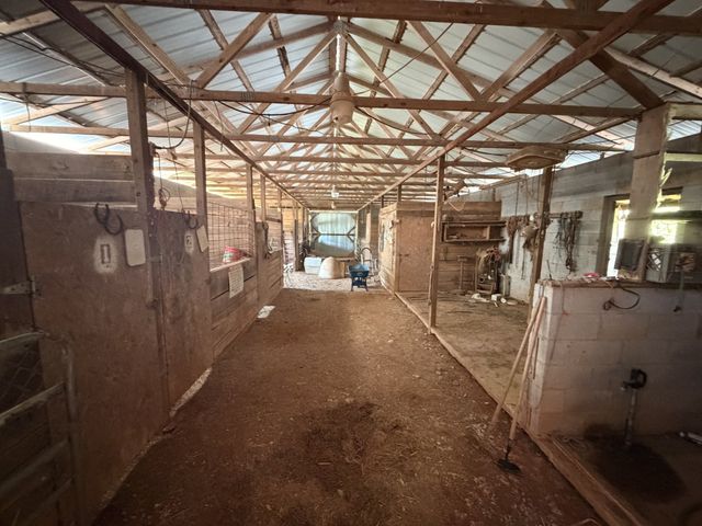 1323 York Rd, Clarksville, TN 37042
