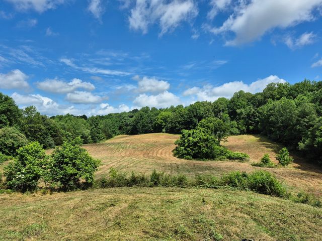 1323 York Rd, Clarksville, TN 37042