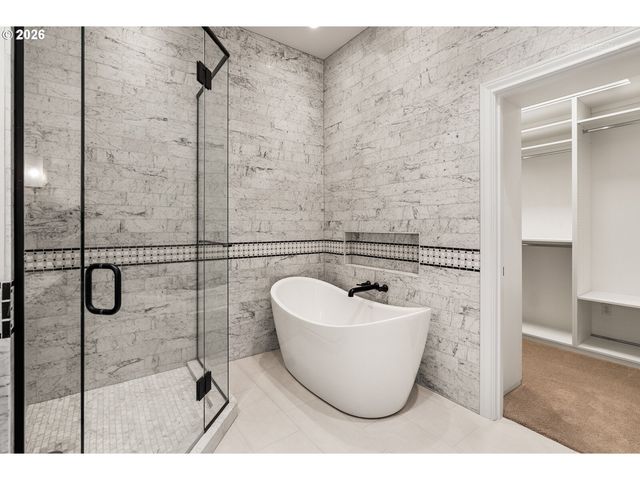 124 D Ave, Lake Oswego, OR 97034