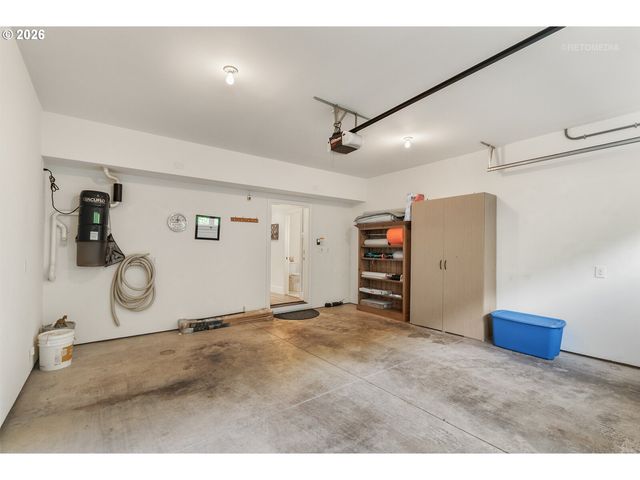 124 D Ave, Lake Oswego, OR 97034