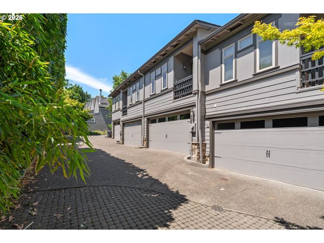 124 D Ave, Lake Oswego, OR 97034