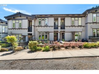 124 D Ave, Lake Oswego, OR 97034
