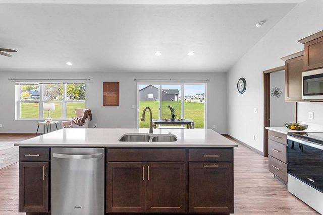 1739 HONOR STREET, Neenah, WI 54956