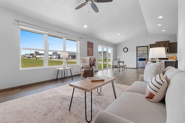 1739 HONOR STREET, Neenah, WI 54956