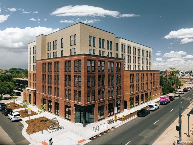 639 29th St 602, Denver, CO 80205