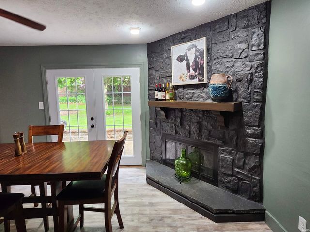 8301 LANCASTER Drive, Newburgh, IN 47630
