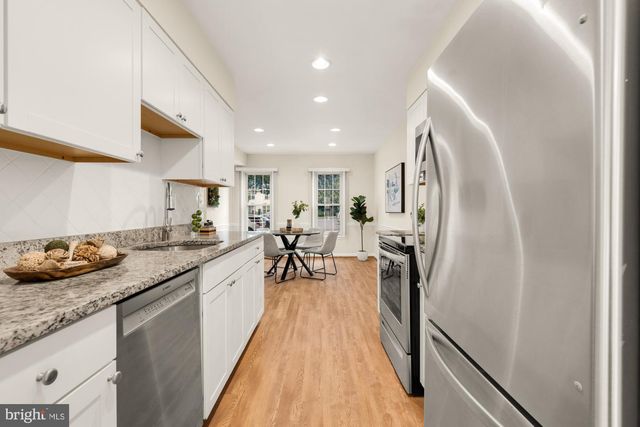 19 SHAGBARK CT, Rockville, MD 20852