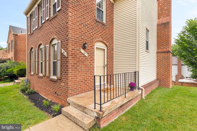 19 SHAGBARK CT, Rockville, MD 20852