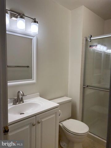 19 SHAGBARK CT, Rockville, MD 20852