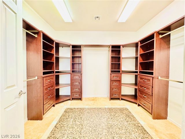 10227 Sunset Gardens Drive, Las Vegas, NV 89135