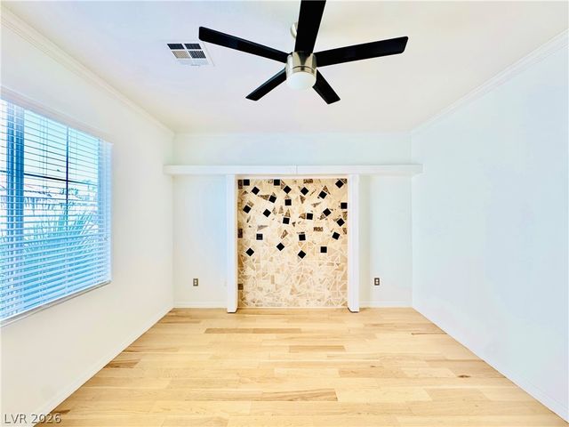 10227 Sunset Gardens Drive, Las Vegas, NV 89135