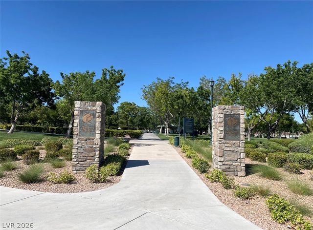 10227 Sunset Gardens Drive, Las Vegas, NV 89135