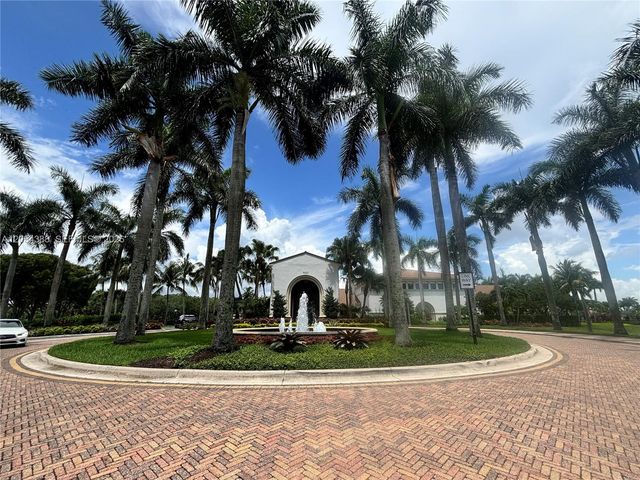 9109 Dupont Place, Wellington, FL 33414