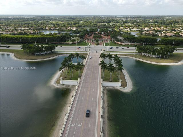 9109 Dupont Place, Wellington, FL 33414