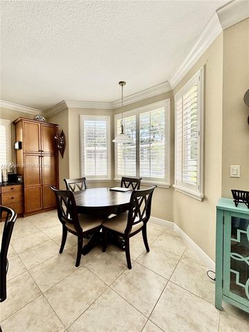 9109 Dupont Place, Wellington, FL 33414