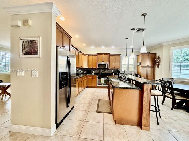 9109 Dupont Place, Wellington, FL 33414