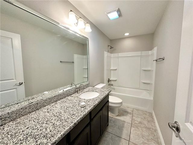 404 Central Park Street, Edinburg, TX 78541