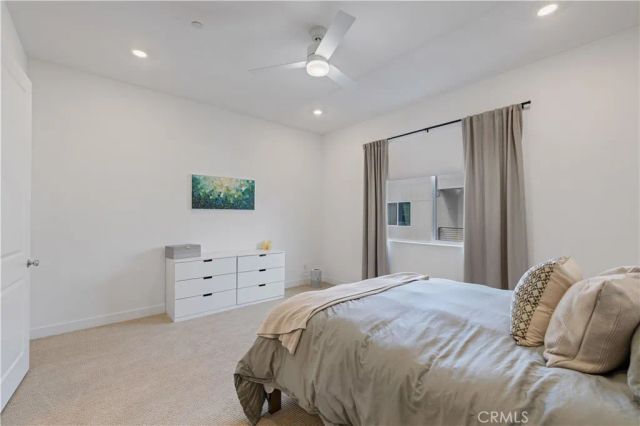 27227 Diamond Peak Lane 301, Valencia, CA 91381