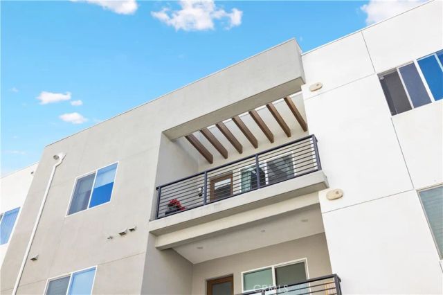 27227 Diamond Peak Lane 301, Valencia, CA 91381