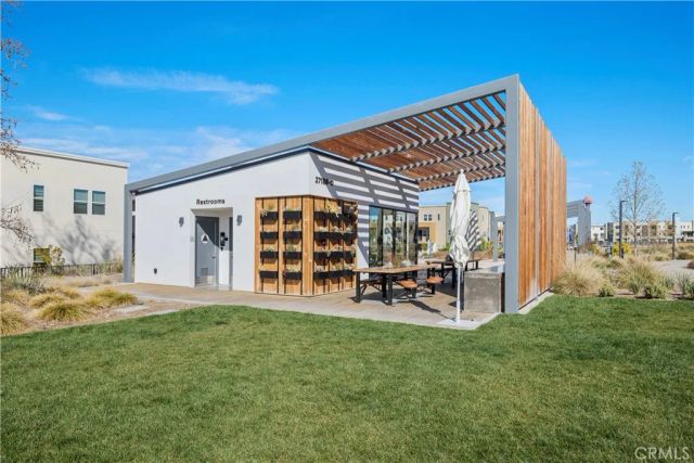 27227 Diamond Peak Lane 301, Valencia, CA 91381