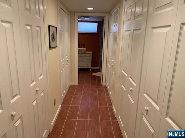 724 W Saddle River Road, Ho-ho-kus, NJ 07423