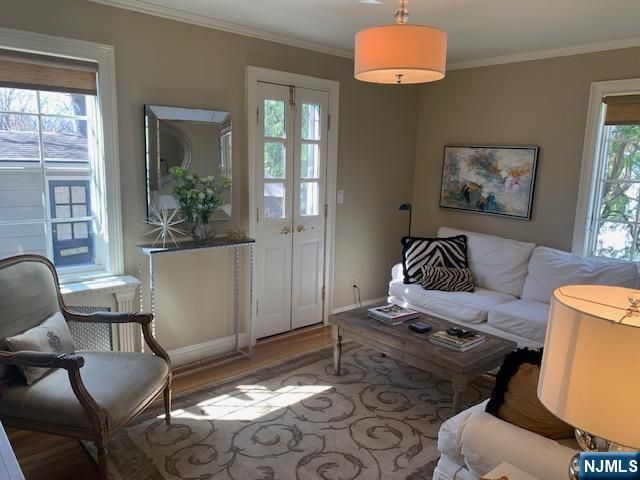 724 W Saddle River Road, Ho-ho-kus, NJ 07423