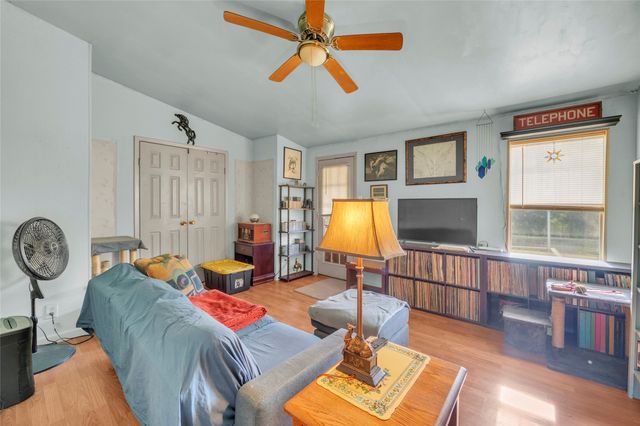 19707 Fm 485, Burlington, TX 76519