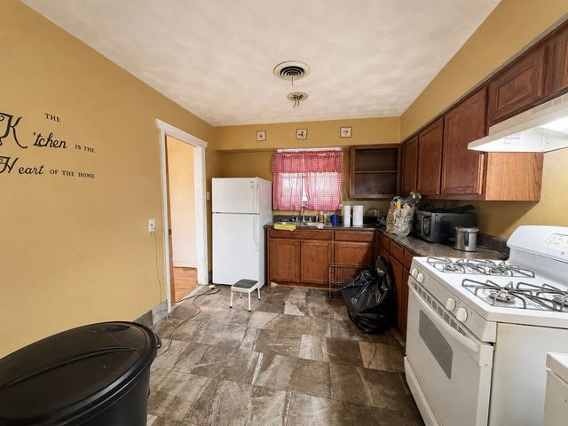 3023 Carpenter Avenue, Dallas, TX 75215