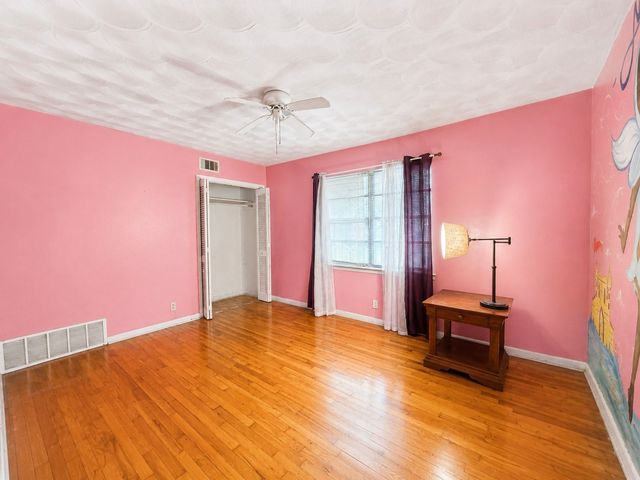 3023 Carpenter Avenue, Dallas, TX 75215