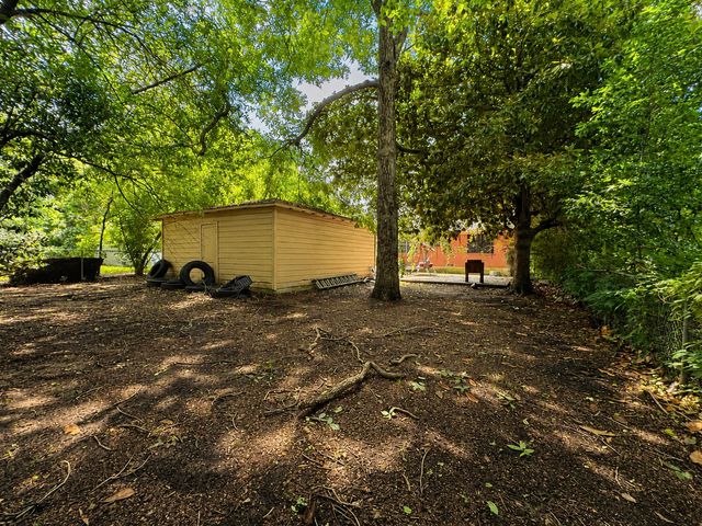 3023 Carpenter Avenue, Dallas, TX 75215