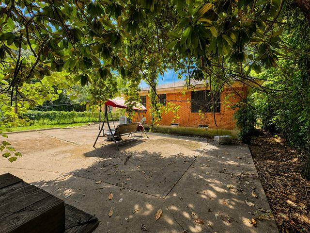 3023 Carpenter Avenue, Dallas, TX 75215