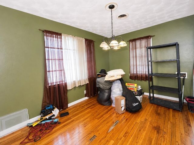 3023 Carpenter Avenue, Dallas, TX 75215