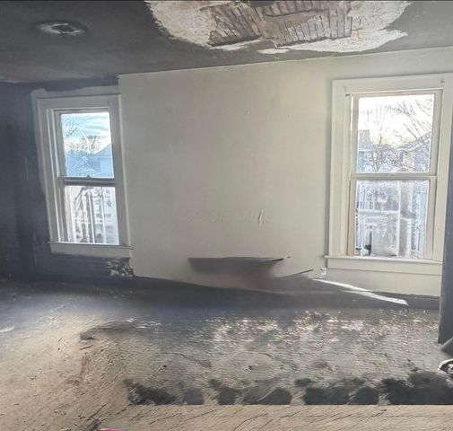 616 Larcomb Avenue, Columbus, OH 43223