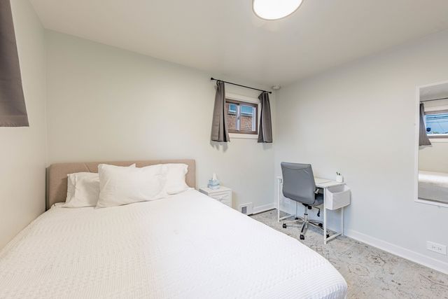 9430 S Parnell Avenue, Chicago, IL 60620