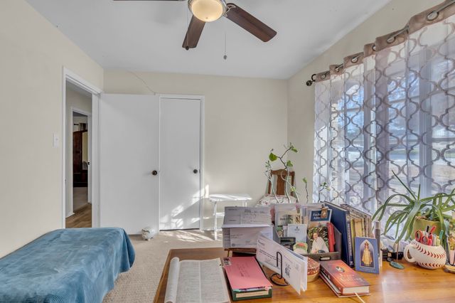 2012 York Drive, Edgecliff Village, TX 76134