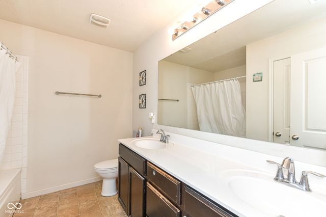 12700 Antigua Drive, Noblesville, IN 46060
