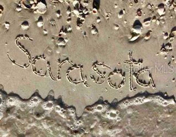 722 S BLVD OF THE PRESIDENTS 105, Sarasota, FL 34236