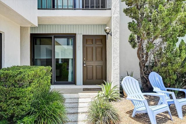 722 S BLVD OF THE PRESIDENTS 105, Sarasota, FL 34236